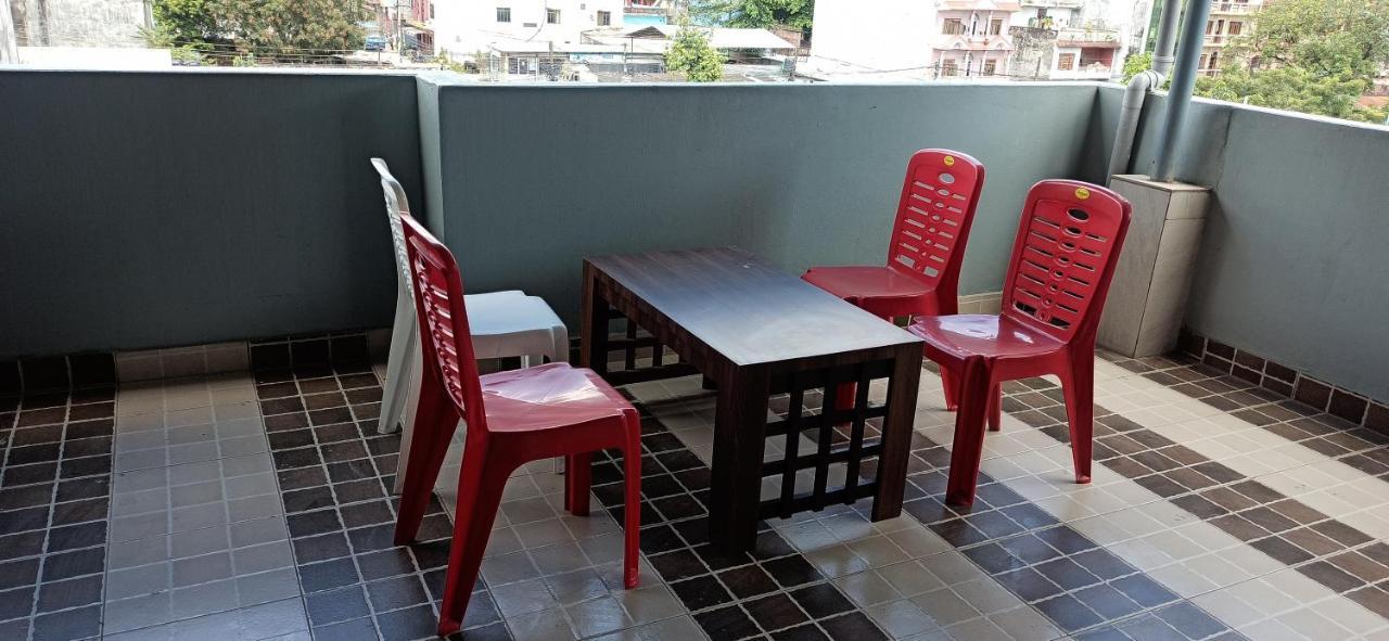 Hotel Royal Chautari, Butwal Екстер'єр фото