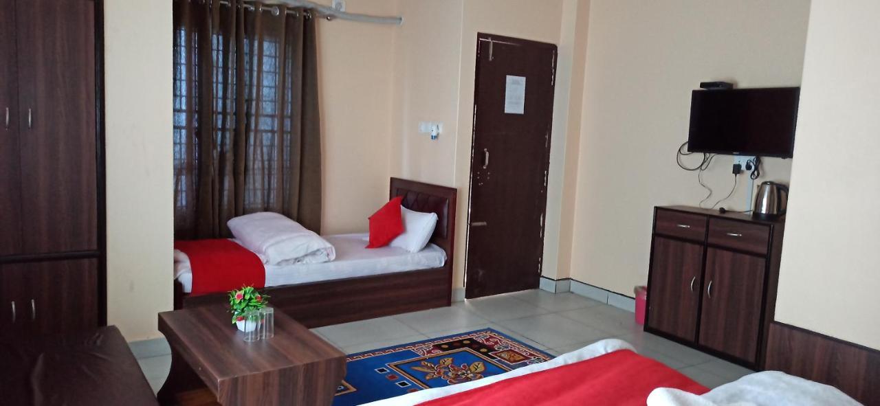 Hotel Royal Chautari, Butwal Екстер'єр фото